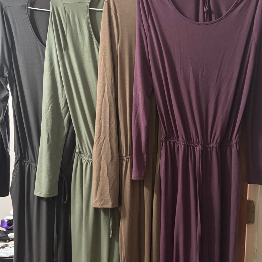 Elegant Long Sleeve Jumpsuit. Each color are sold separately.